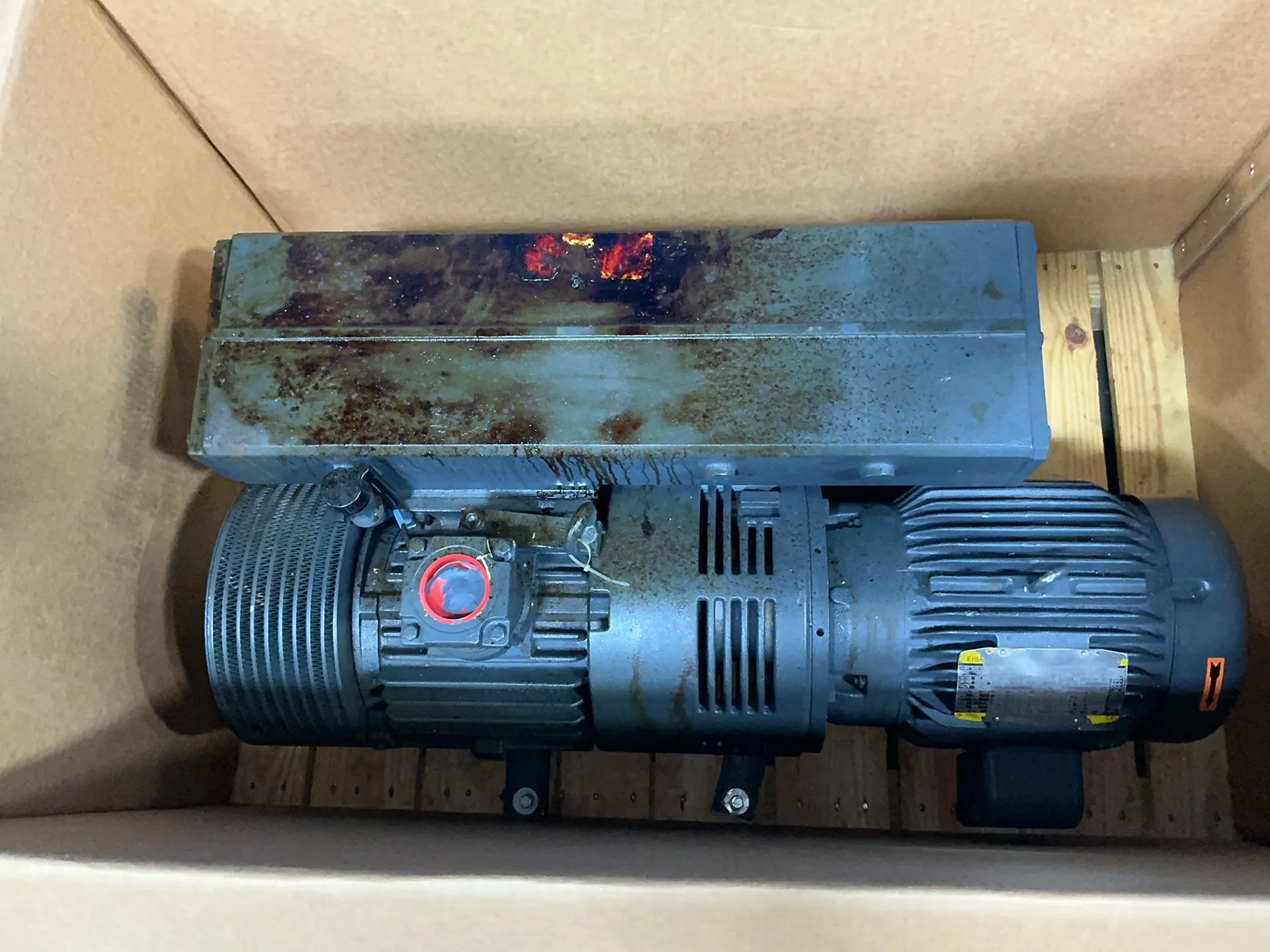 170 CFM, Busch #RA-0255-D-506-1001, vacuum pump, 10 HP, 1760 RPM, 25.6/12.8 A, 230/460 V.