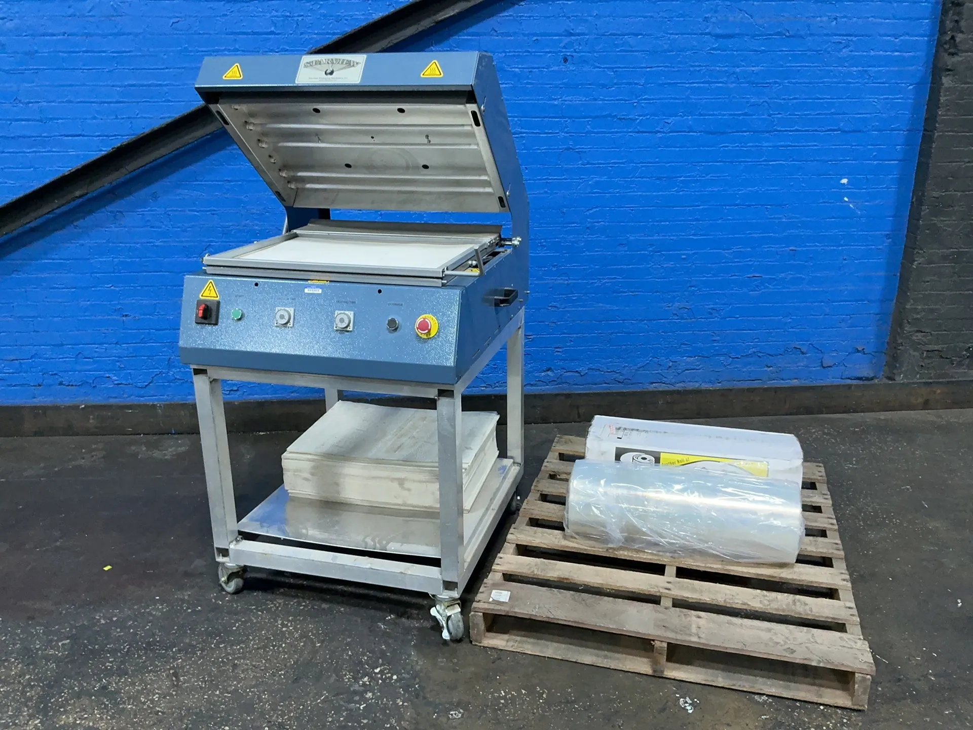 Starview #MSP-1824, wrapping machine, 18" x 24" capacity, 1/4 HP, 40 A, 230 V., 2019