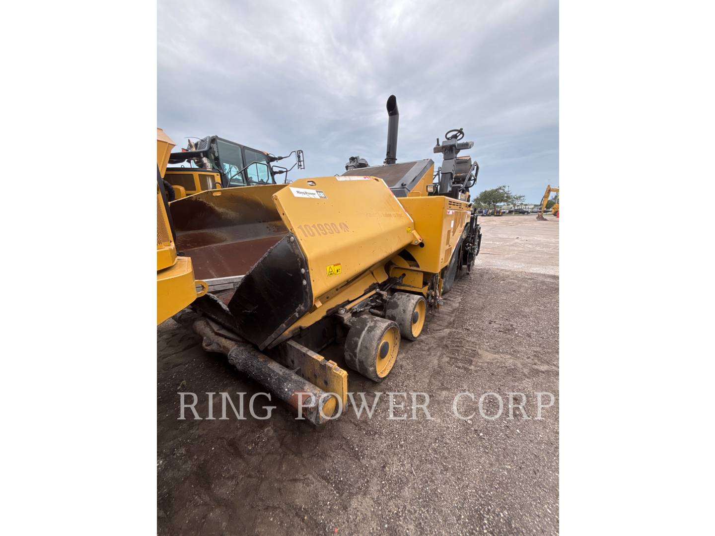 Caterpillar AP1000F, 6873 hours, S/N: AC400477, 2019