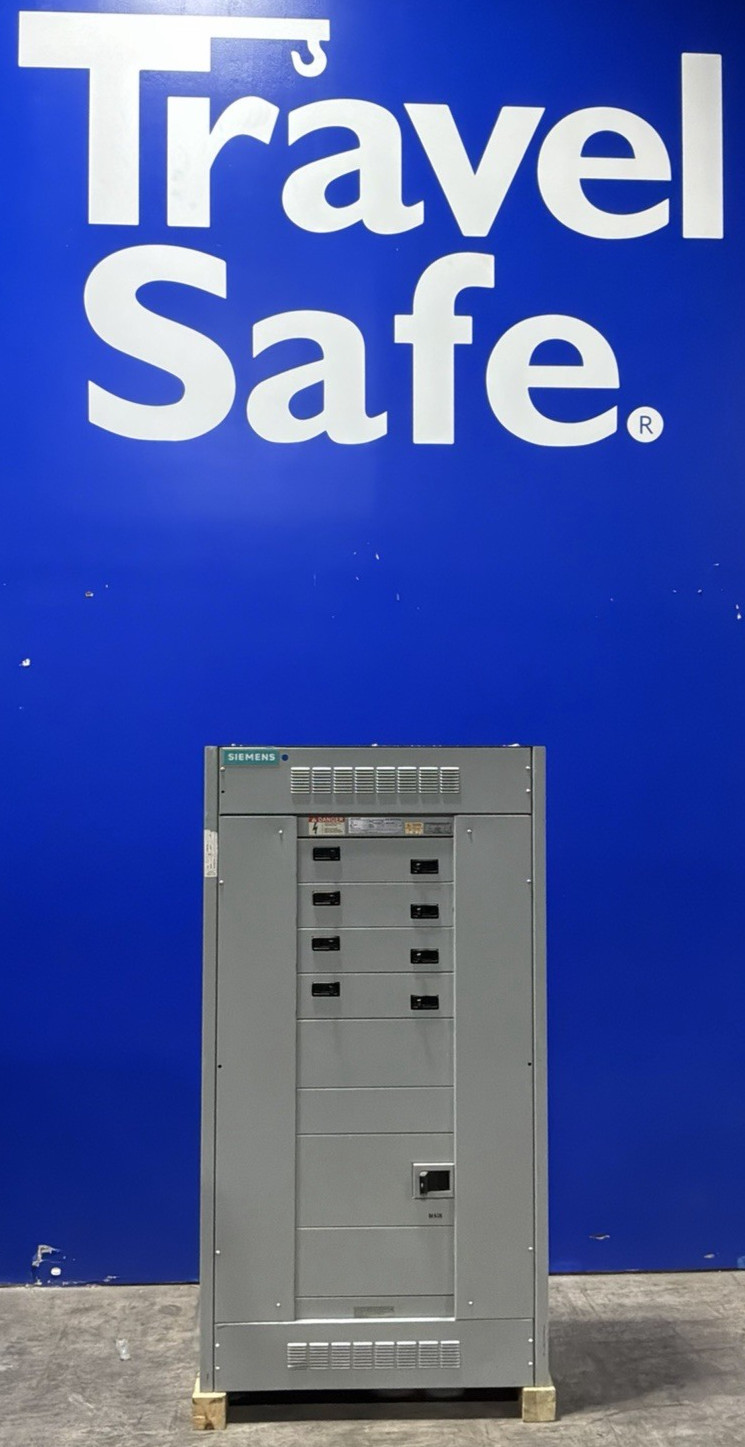 700 Amps, Siemens 84357-17, ITE Switchboard, 208Y/120 Volts, 3 Phase, 4 Wire