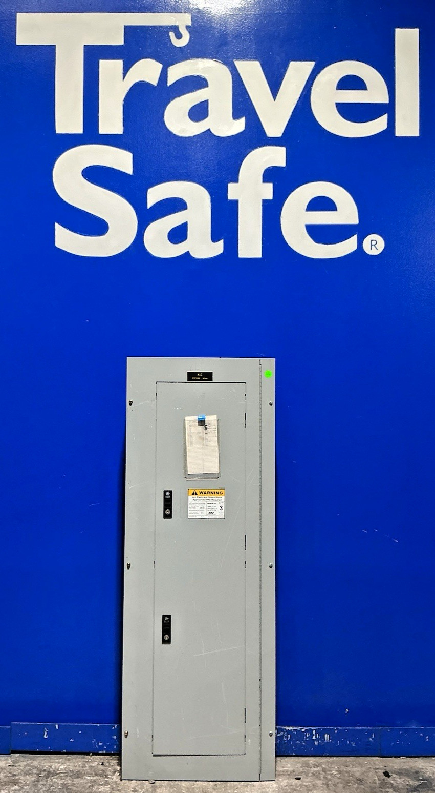 225 Amp. General Electric AQF3422ABX, Main Breaker Panelboard, 208Y/120 Volts, 3 Phase, 4 Wire, NEMA 1 (7