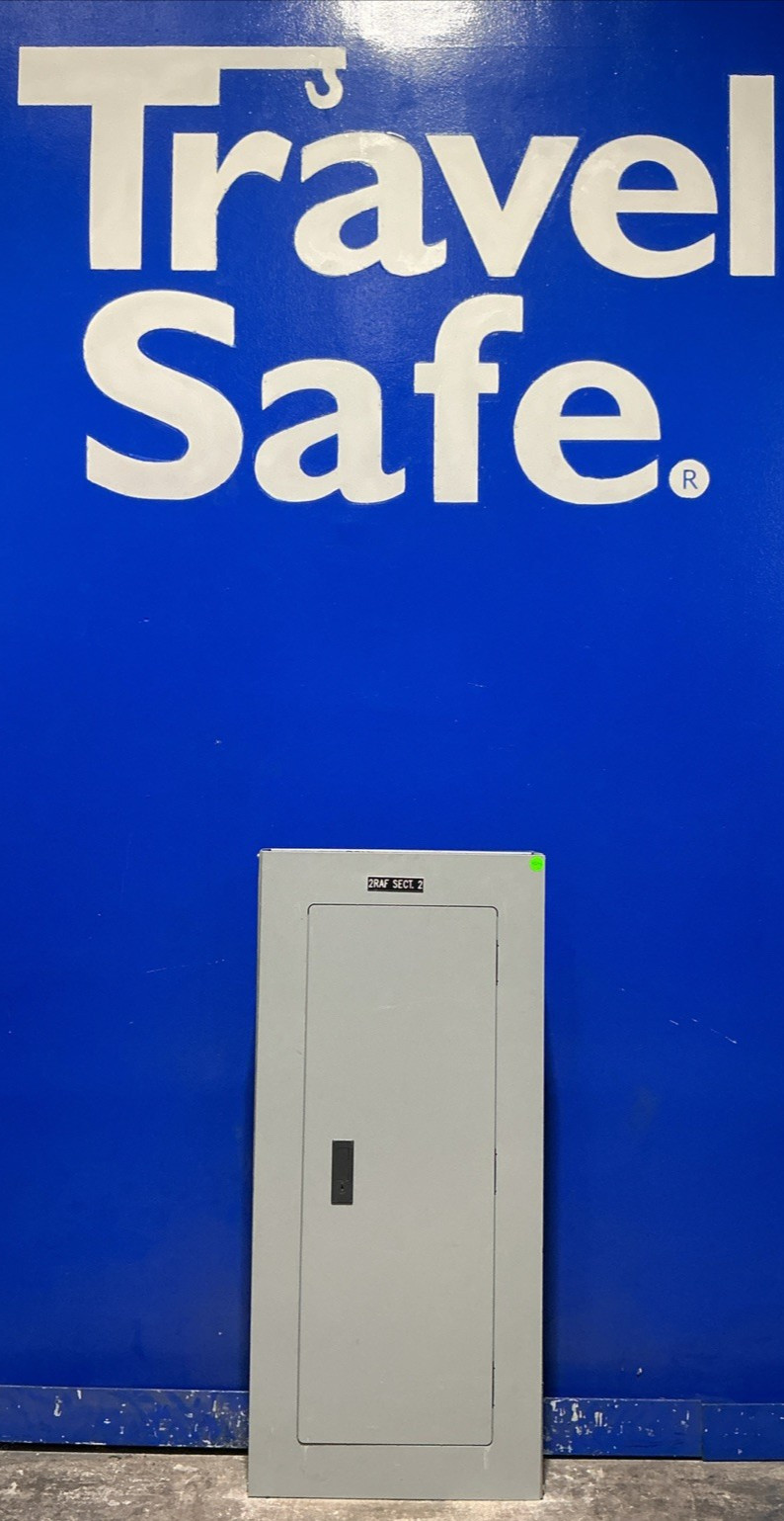 250 Amp. Siemens P1C42ML250CTS, MLO Panelboard, 208Y/120 Volts, 3 Phase, 4 Wire