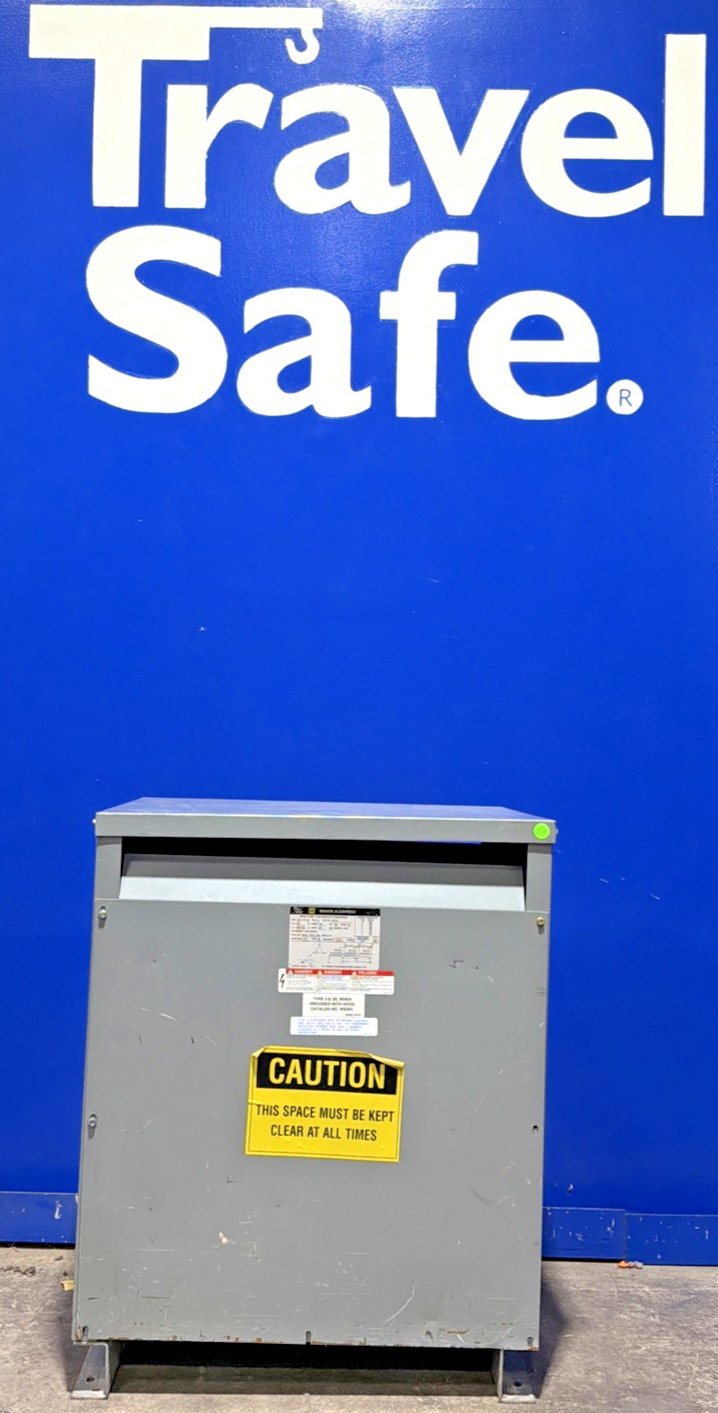 112.5 KVA 480 Primary, 208Y/120 Secondary, Square D #112T3H, Transformer, 3 Phase, 60 Hz, NEMA 2 (4 available)