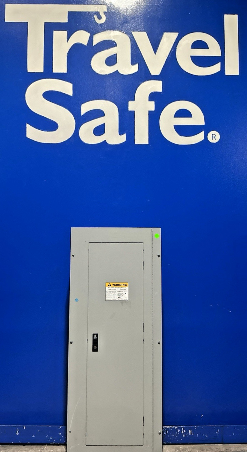 225 Amp. General Electric UL-900216, Main Breaker Panelboard, 480Y/277 Volts, 3 Phase, 4 Wire