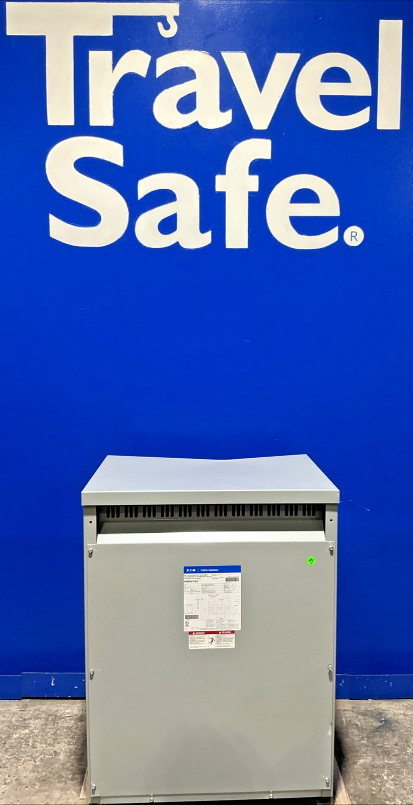 45 KVA 480 Primary, 208Y/120 Secondary, Eaton #N48M28T45EE, Transformer, 3 Phase, 60 Hz, NEMA 2