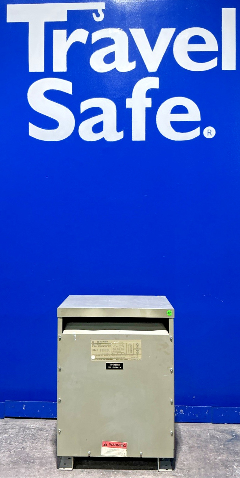 45 KVA 480 Primary, 208 Secondary, General Electric #9T23B3873G03, Transformer, 3 Phase, 60 Hz, NEMA 2