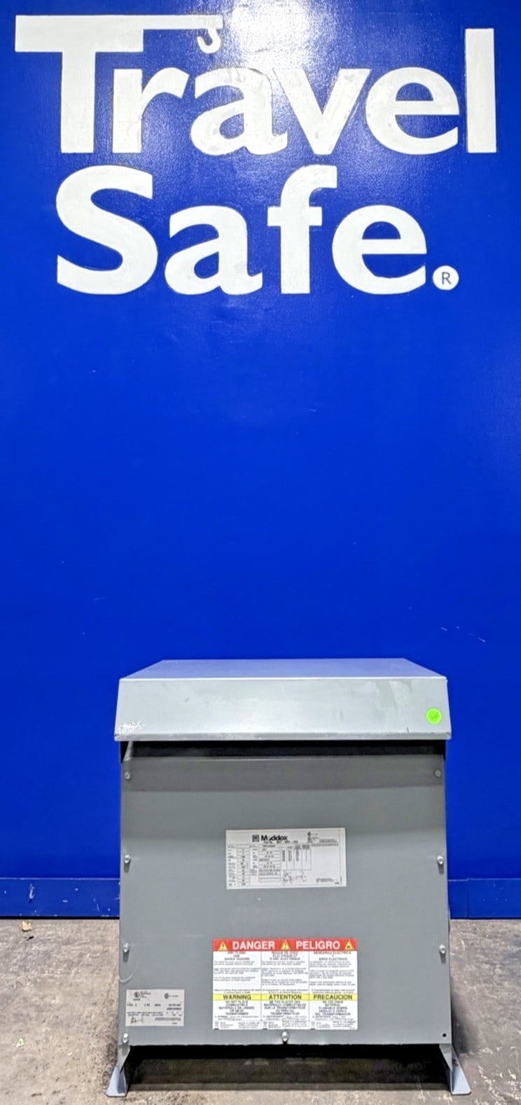 45 KVA 480 Primary, 208Y/120 Secondary, Maddox #CB01424054, Transformer, 3 Phase, 60 Hz, NEMA 3R