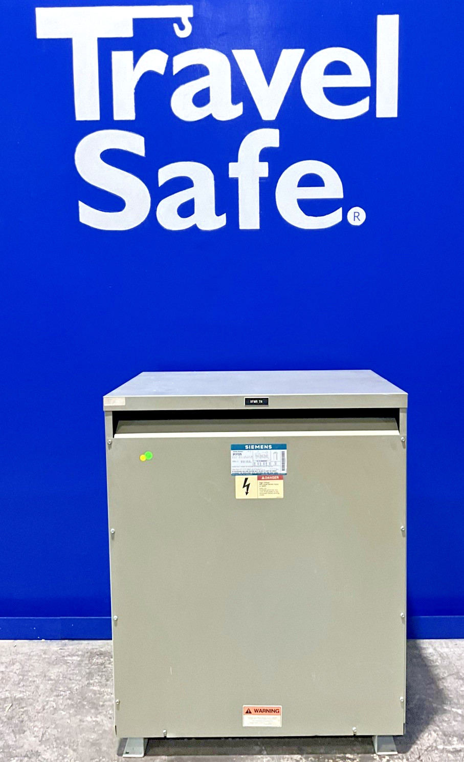 225 KVA 480 Primary, 208Y/120 Secondary, Siemens #3F3Y225, Dry Type Transformer, 3 Phase, 60 Hz