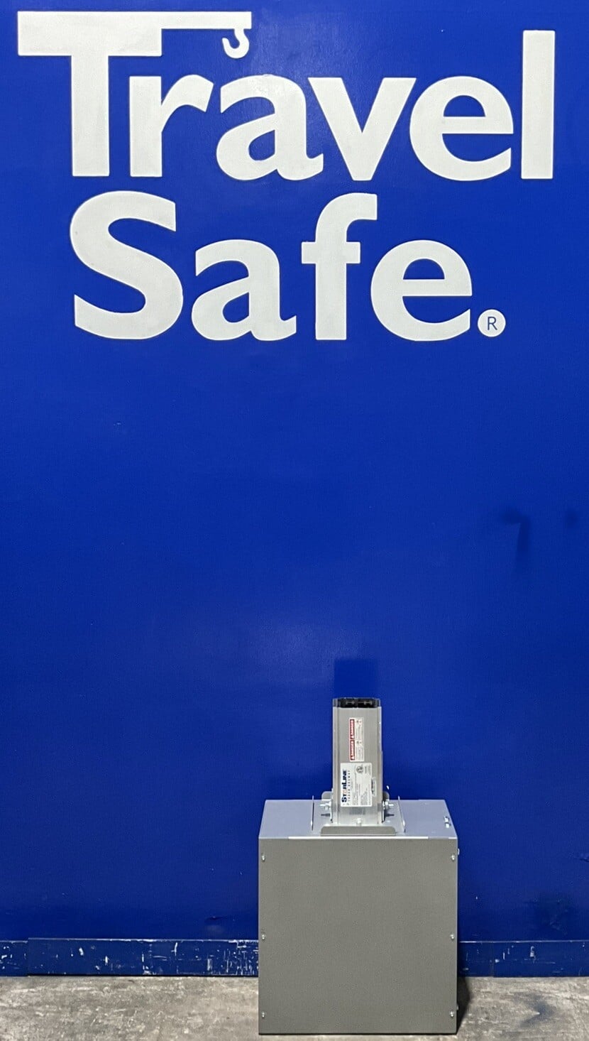 250 Amps, Starline #UF250T5CGS-RLSN-0100C-STD0-M43W3, Busway Tap Box, 415Y/240 Volts