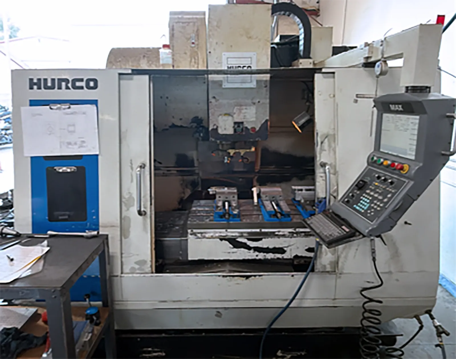 Hurco #VM2, CNC vertical machining center, 20 automatic tool changer, 40" X, 18" Y, 18" Z, 8000 RPM, 20 HP