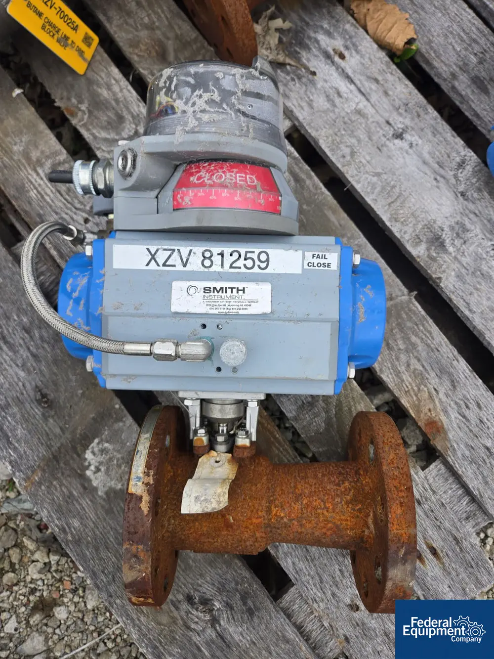 Pneumatic Valve, carbon steel housing, Jamesbury Valv-Powr #VPVL300SR4/5BD spring return actuator, Metso