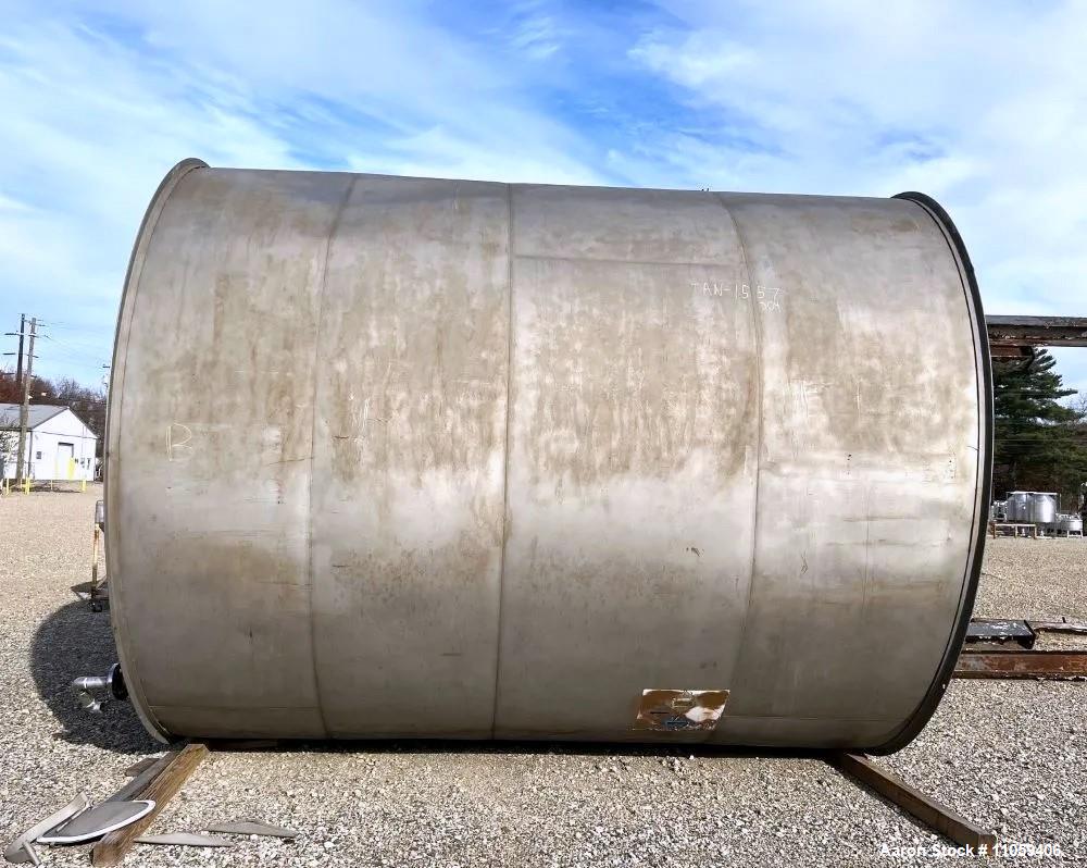 10000 gallon Storage Tank, 304 Stainless Steel, 11' 2" diameter x 13' 10" H, 16' OAH, cone top, sloped