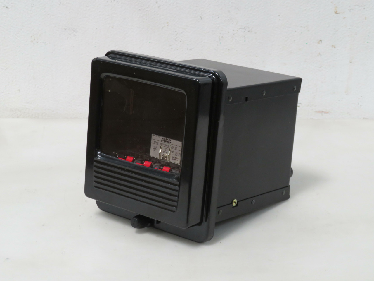 ABB #1457C83A01, protective relay, Class 1E qualified, 5 VDC
