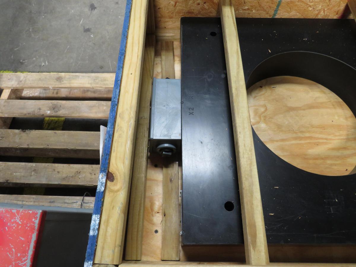General Electric #0121A37858, ring-type current transformer, 800:5 ratio, C200 accuracy, 60 Hz.