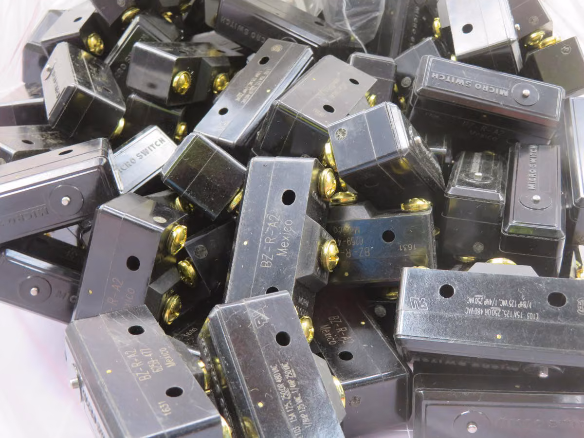 Honeywell #BZ-R-A2, Basic Switch, LOT of 175