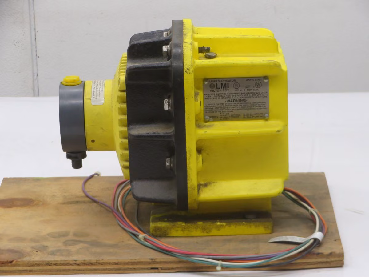 LMI #E701-94S, Electronic Metering Pump, 120 VAC, 1.30 GPH Flow, 300 PSI Pressure