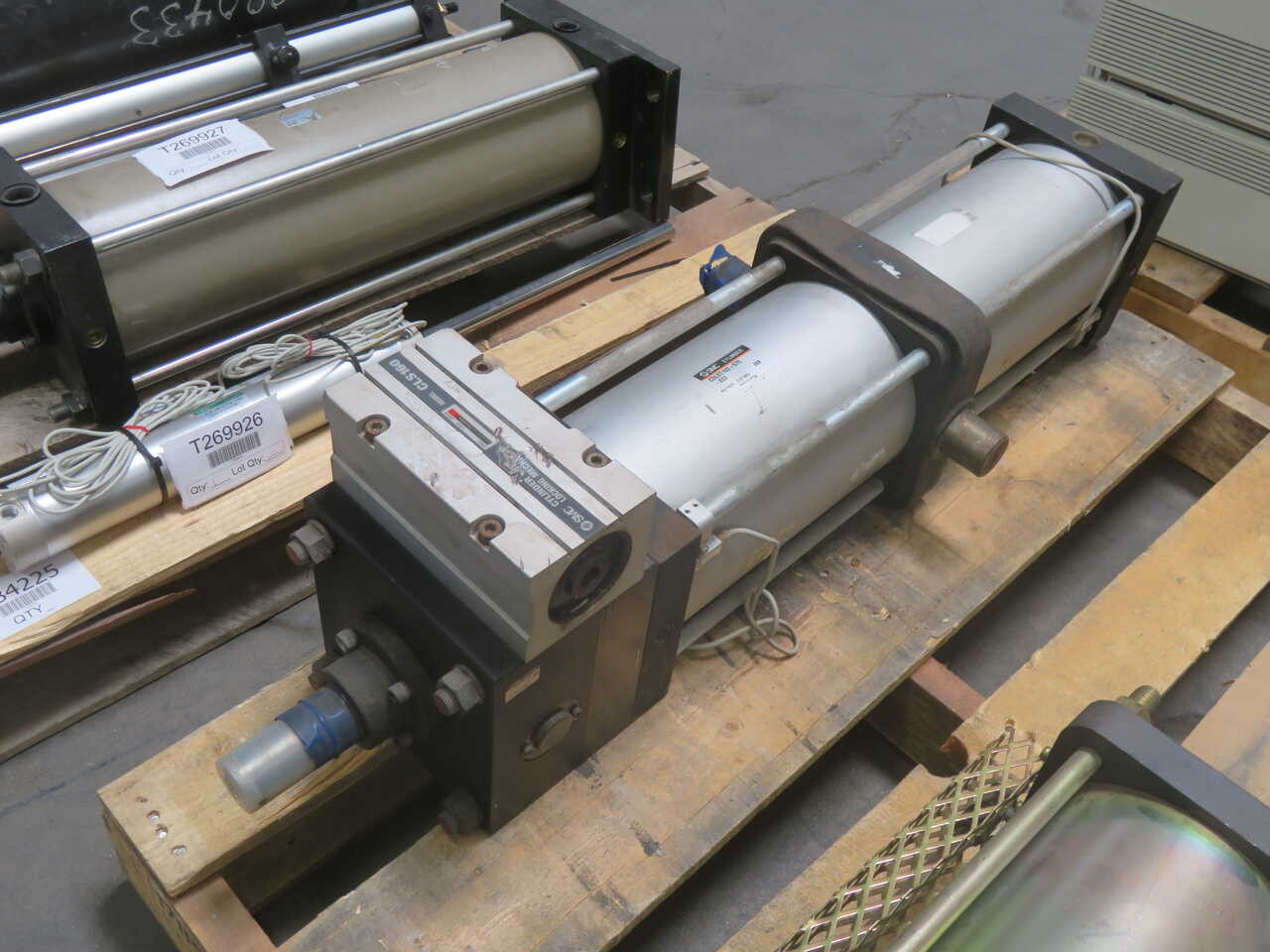 SMC #CDLST160-575-A53, Cylinder, 160 mm Bore, 575 mm Stroke, 0.97 Mpa Pressure, Rc1/2 Port, Double-Acting