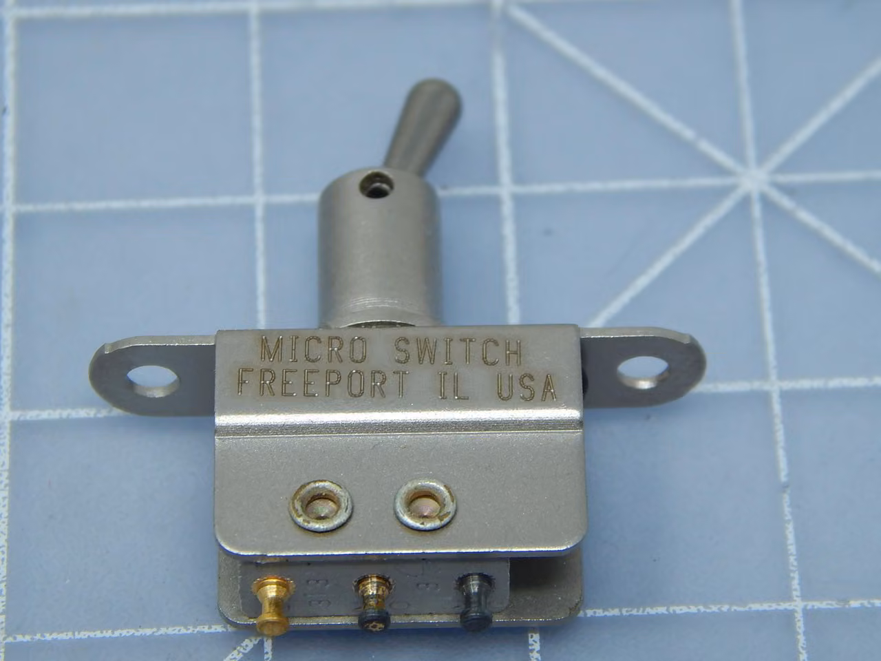 Micro Switch #48AT1-T, Toggle Switch, LOT of 40