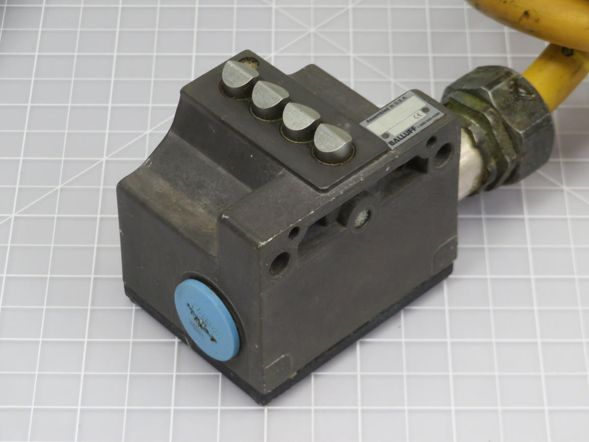 Balluff #BNS-819-B04-012-61-12-10, mechanical multiple positi