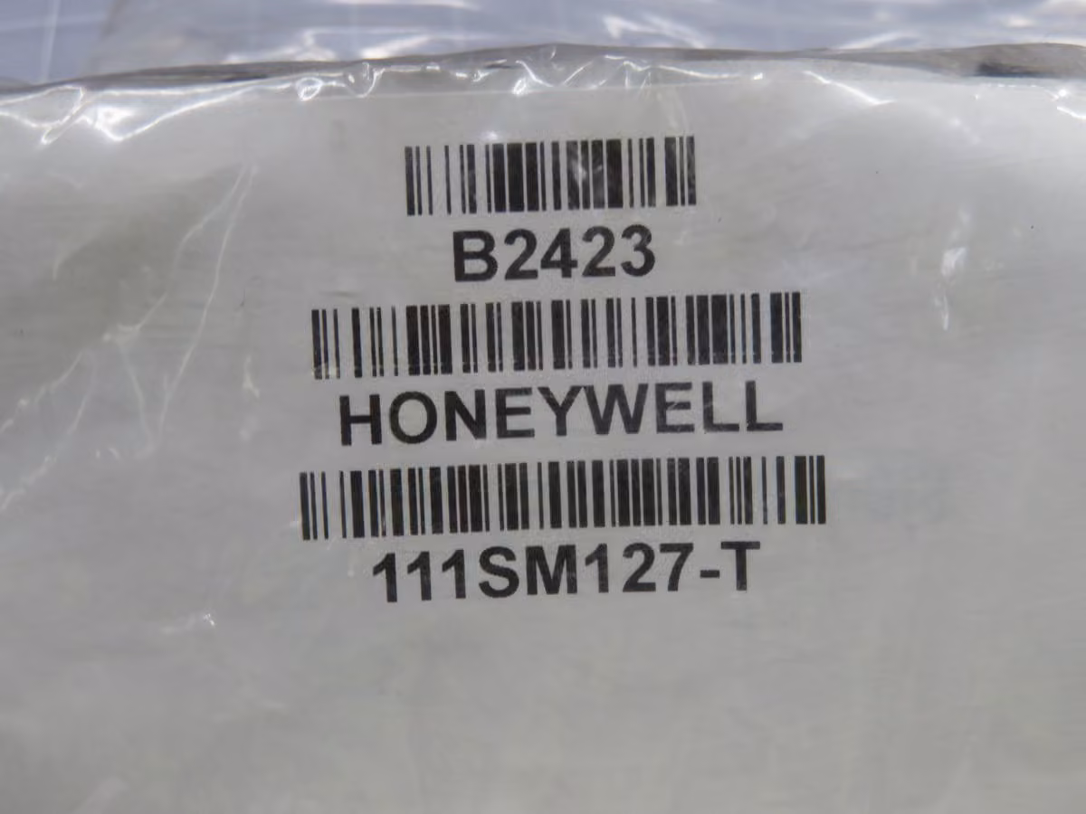 Honeywell #111SM127-T, switch snap action spdt 5a, LOT of 45