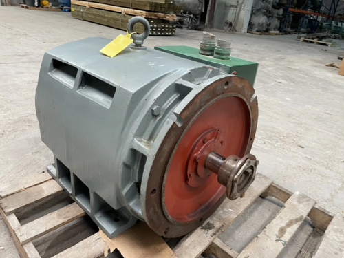 250 HP 3600 RPM Toshiba, AC squirrel cage screw compressor motor, Frame 445TDZ, 230/460 Volts, 560/280 FLA