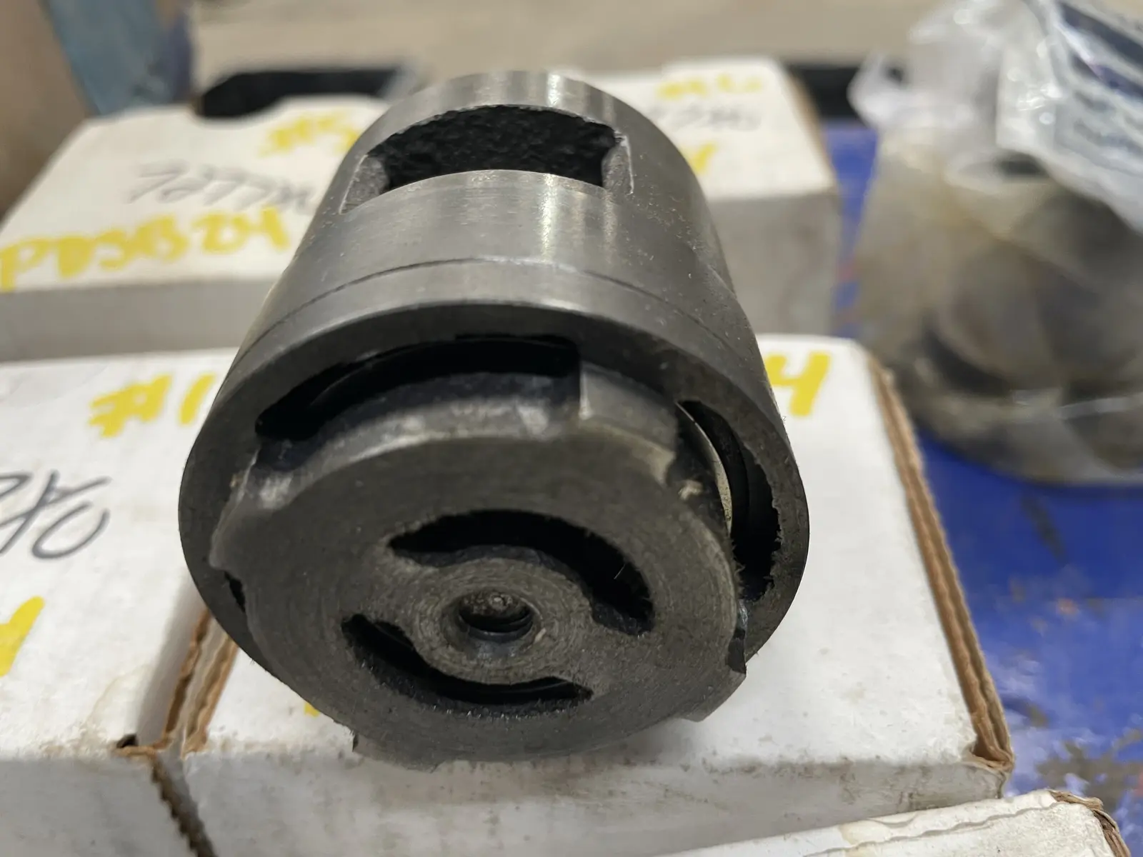 Quincy #7277XU, suction valve replacement
