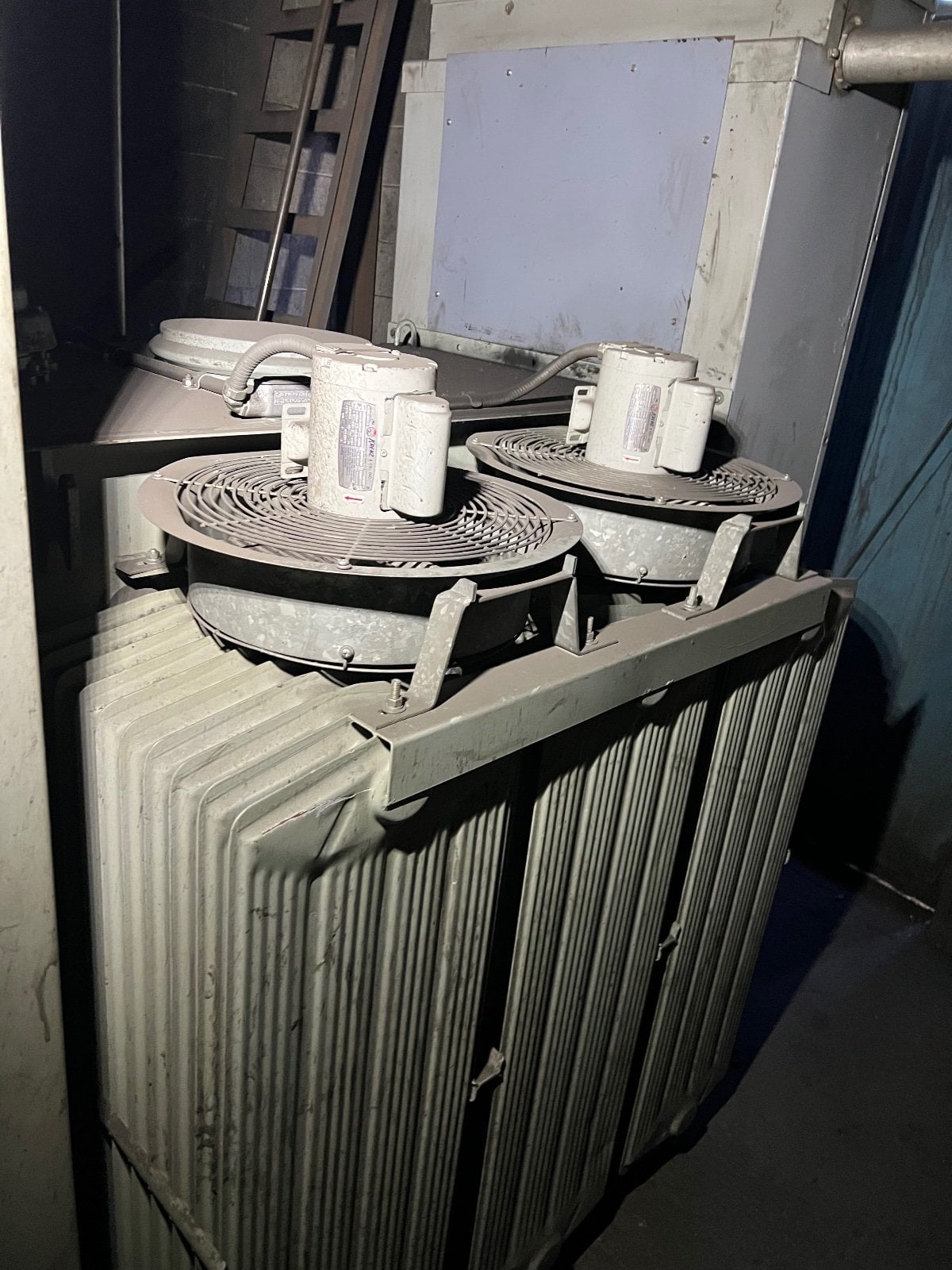 750/840/966 KVA 4800 Delta Primary, 240 Delta Secondary, MGM #P0750TU-242, Silicone Liquid Filled