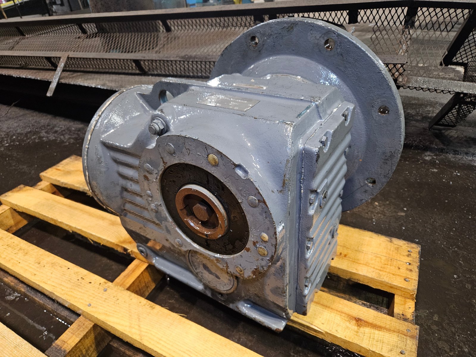 SEW-Eurodrive #KAF97-AD3, helical-bevel right angle gear reducer, 86.52:1 ratio, 38,000 in-lb output torque