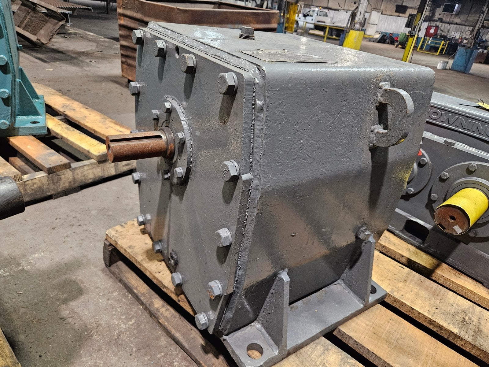 Dodge #TR-800A, TM series triple reduction concentric gear reducer, 129.70 :1 ratio, 1.0 service factor, foot