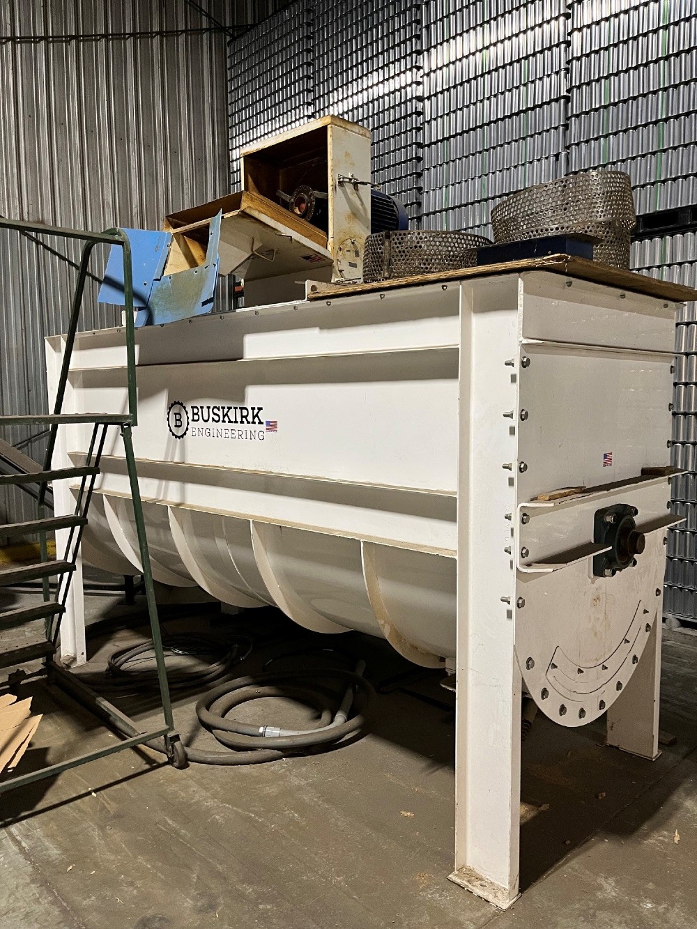 150 cu.ft. Buskirk, Ribbon Blender, 42" Powder Coated Mild Steel Ribbon, 10 HP, 60 RPM, 230/460V., 2018