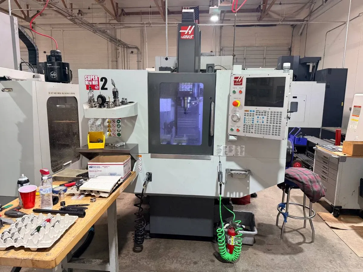 Haas #Super-Mini-Mill-2, 3-Axis CNC Vertical Machining Center, 20" X, 16" Y, 14" Z, 40" x 14" table, 15 HP
