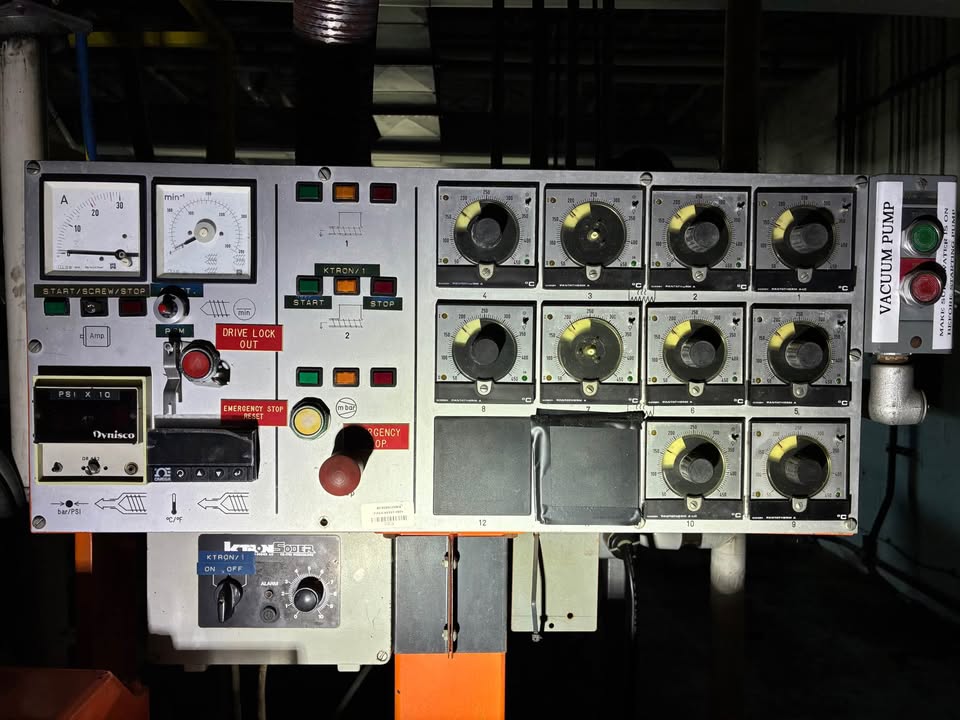 Leistritz #LSM 30/34, Laboratory Extruder, Acrison feeder, 1983