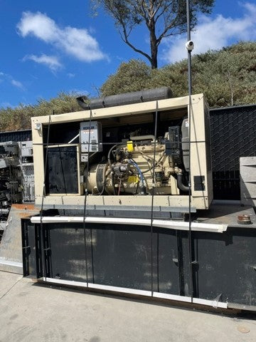 80 KW Kohler #80REOZJ, diesel generator set, 3 phase, 1 phase, sound attenuated enclosure, base fuel tank