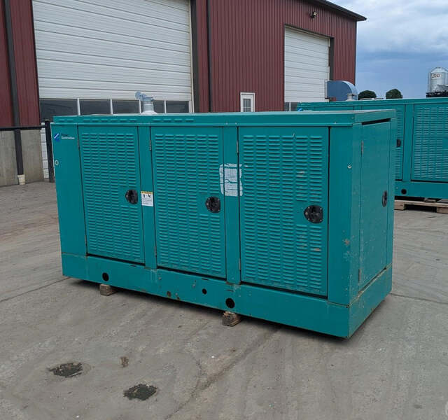 100 KW Cummins #GGHH-5620410, NG/LP generator set, 125 KVA, 120/240 Volts, 1 phase, Ford WSG1068 engine