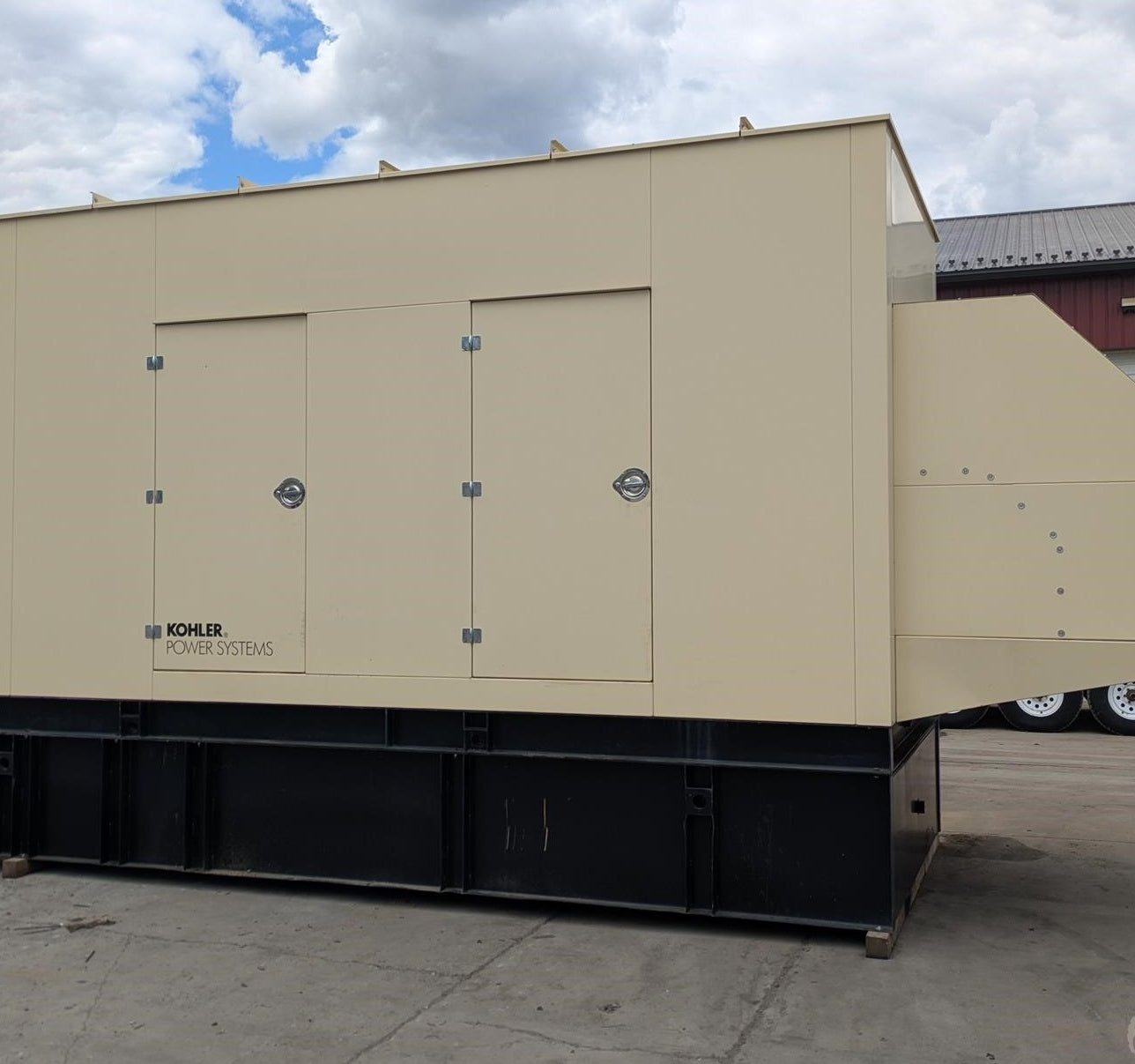 325 KW Kohler #350REOZDC, diesel generator set, 406 KVA, 277/480 Volts, 3 phase, Detroit Series 60 14L