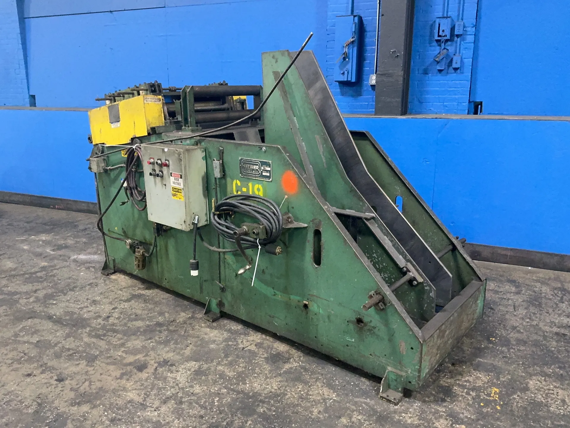 Jaybird Automation #C8-2460, coil cradle straightener, 26", 7-1/2 HP, 1725 RPM, 3/60/208-230/460