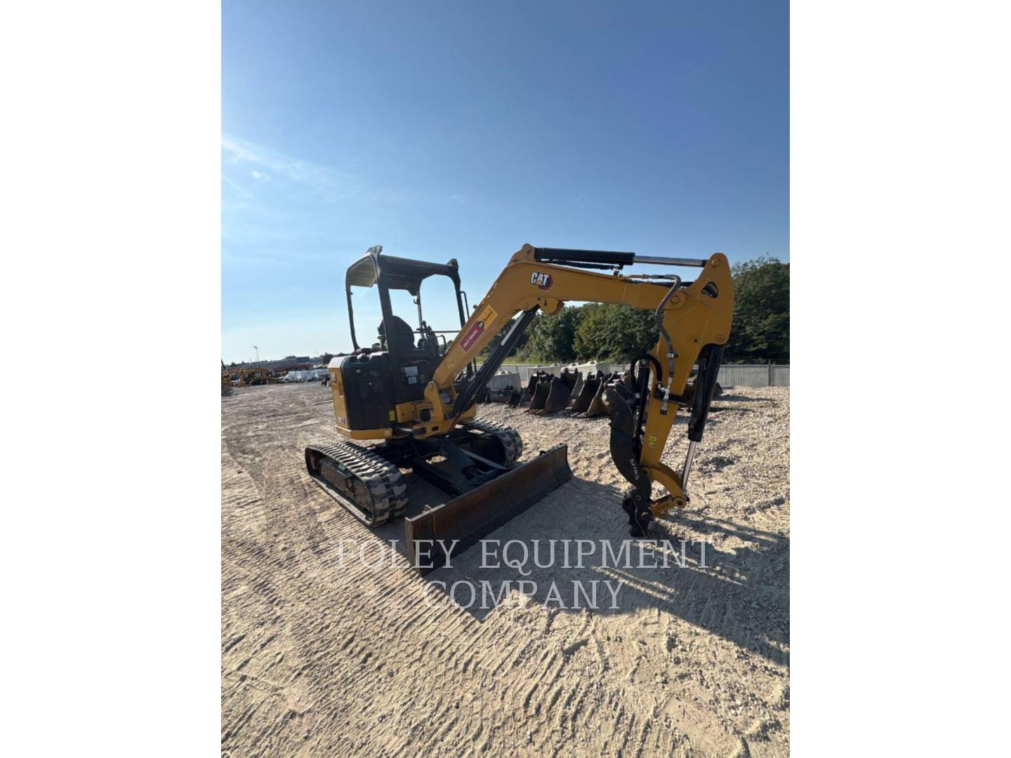 Caterpillar 302.7-07CR, 857 hours, S/N: CZ603310, 2023