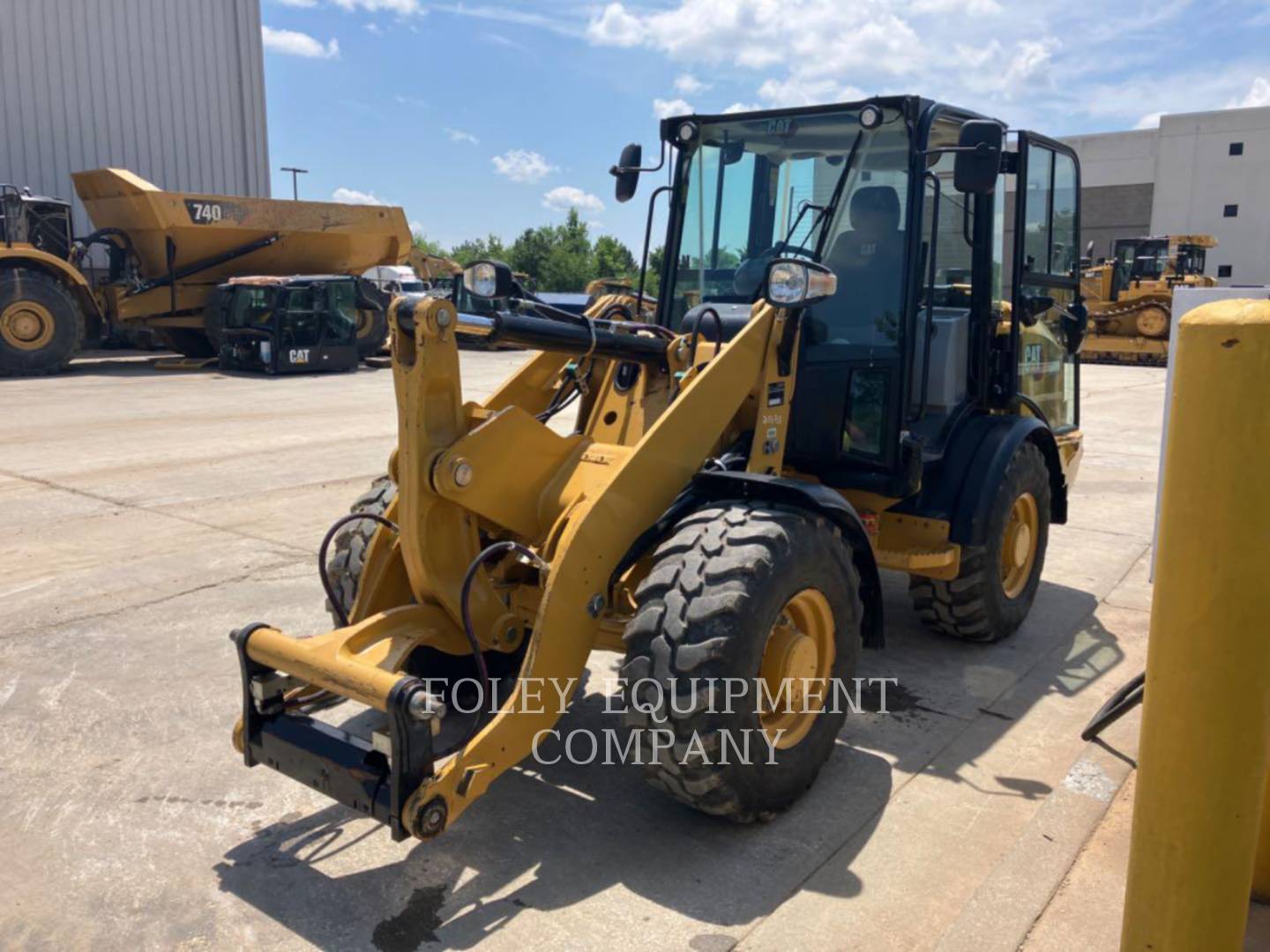 Cat 906M, Wheel Loader, 2798 hours, S/N: K5601431, 2020