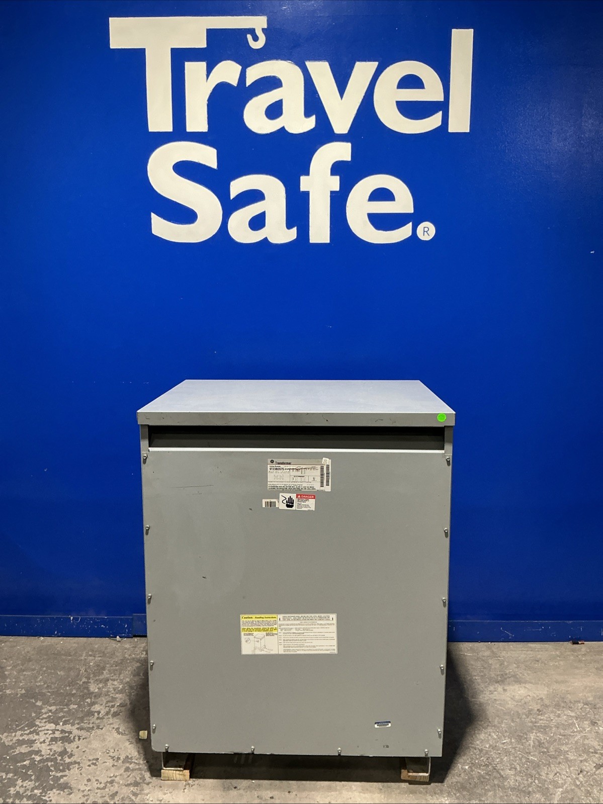 100 KVA 480 Primary, 240/120 Secondary, General Electric 9T23B2675, Dry Type Transformer, 1PH, 60 Hz
