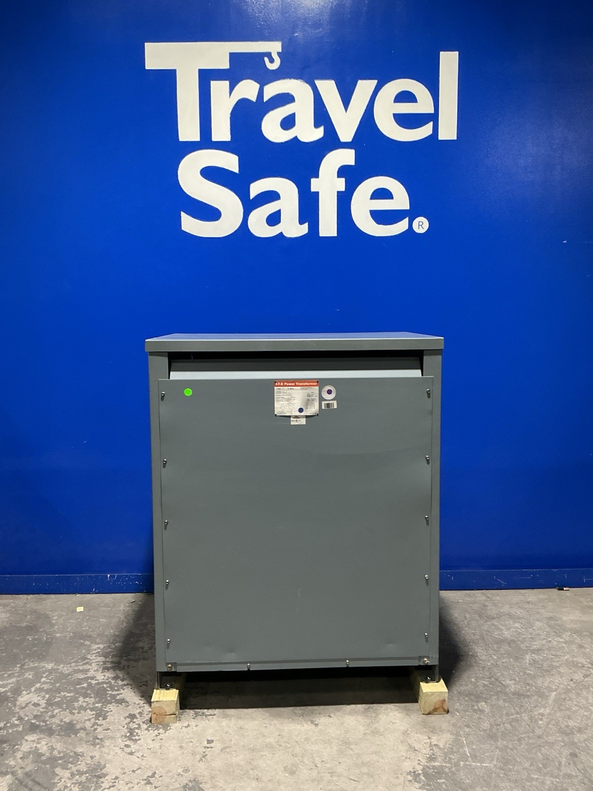225 KVA 480 Delta Primary, 208Y/120 Secondary, ITE 3F3Y225, Dry Type Transformer, 3PH, 60 Hz