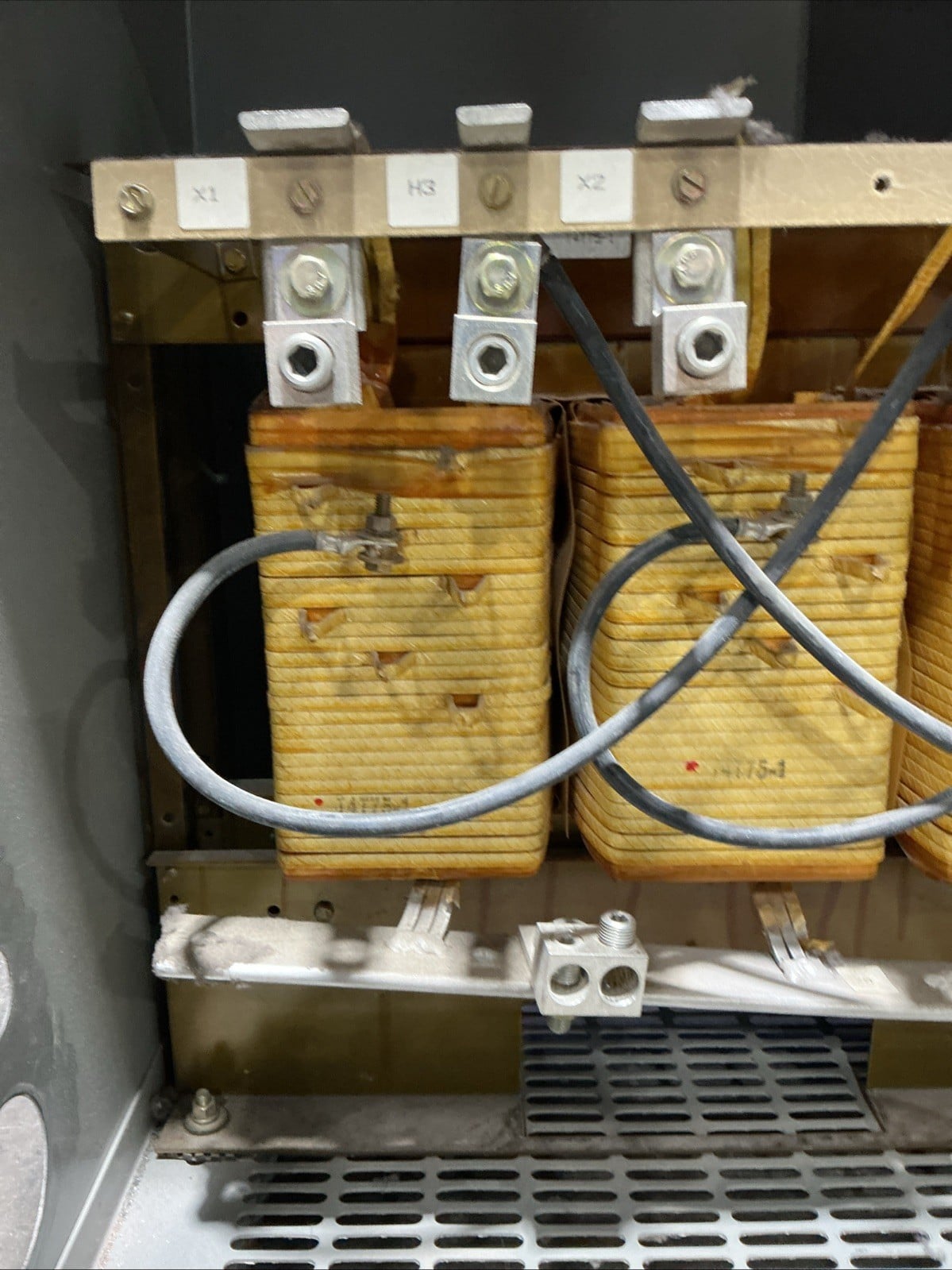 75 KVA 480 Primary, 208Y/120 Secondary, Siemens 3F3Y075, Dry Type Transformer, 3PH, 60 Hz