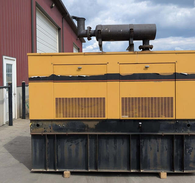 125 KW Olympian #95A01784-5, diesel generator set, 277/480 Volts, 3 phase, 125 KVA, Hino EH700 engine, 167