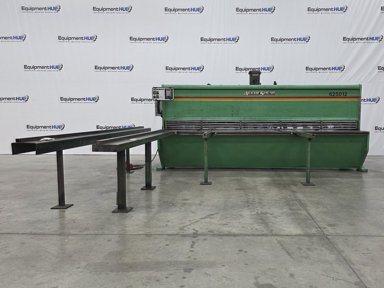 1/4" x 12' Accurshear #625012, hydraulic shear, 19 hold downs, 36" front operated manual back gauge, 2001