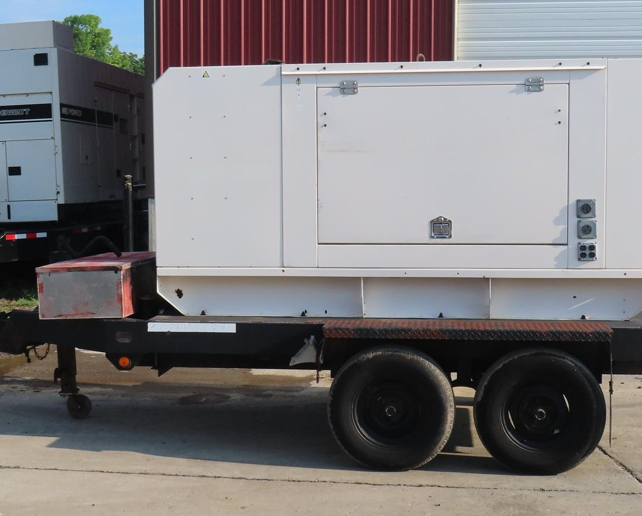 26 KW FG Wilson #P23ESP1, mobile diesel generator set, 120/240 Volts, 1 phase, Perkins 3-152 engine, sound