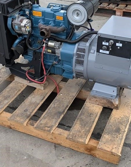 12 KW Kubota, diesel generator set, 120/208 Volts, 3 phase, 12 lead, Kubota D1305 engine, Marathon MagnaPlus
