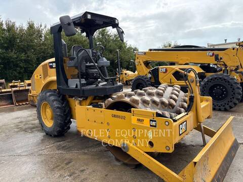 Caterpillar CP44BO, Compactor, 1070 hours, S/N: GNB00212, 2021