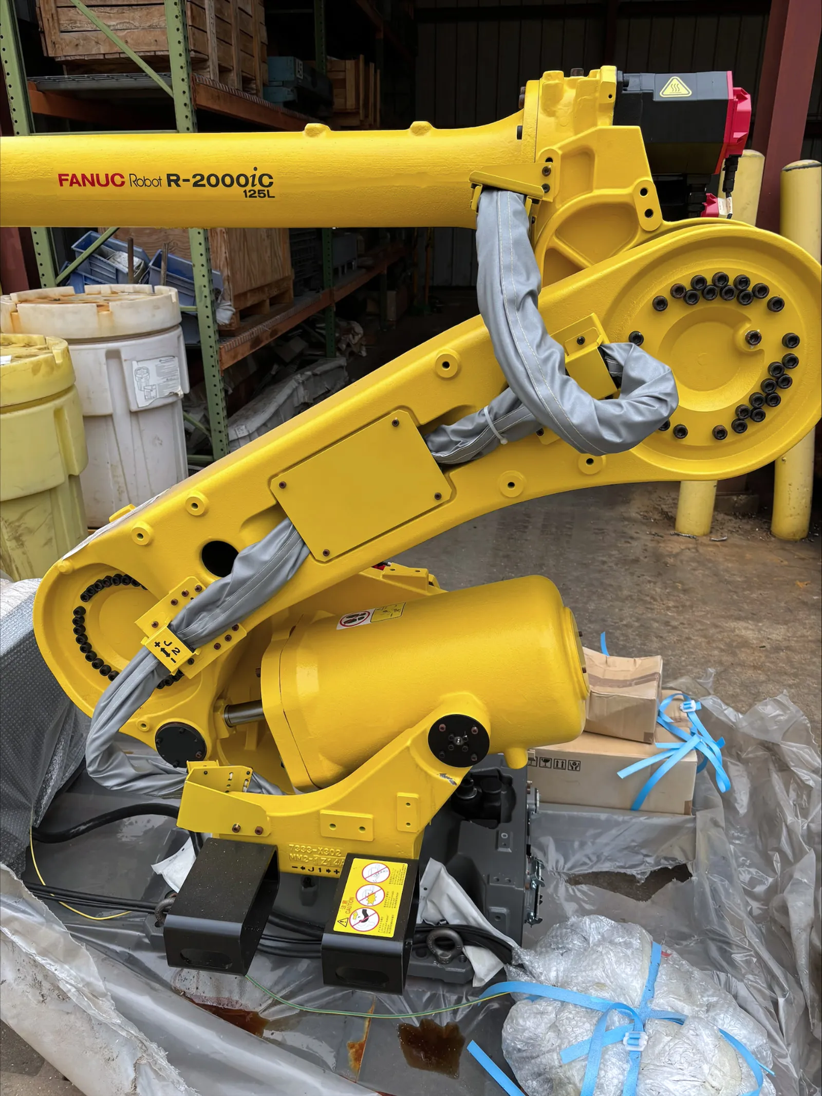 Fanuc R-2000iC/125L, 6-axis industrial robot, 276 lb. payload, 122" reach, R-30iB Plus A-Cabinet controller