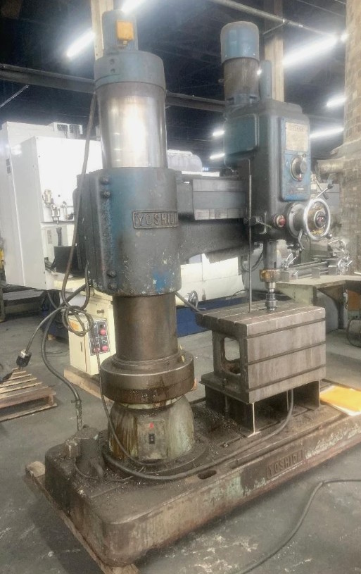 4.3'-12.8" Yoshida #YR5-130, radial drill, 1.97" drilling capacity, 11.8" spindle travel, 5 HP, 1500 RPM