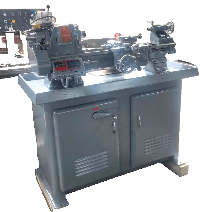 10" South Bend #10L-Heavy-Ten, Engine Lathe, 3-1/2' bed, 3-jaw & 4-jaw chucks, quick change tool post, drill
