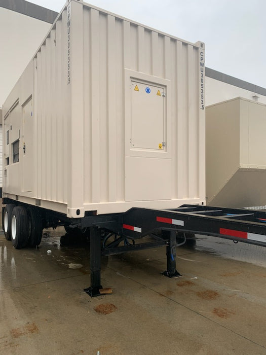 King, extendable city chassis trailer, carries 20' or 40' container, 30' closed, 40' extended, 96" wide, 48"
